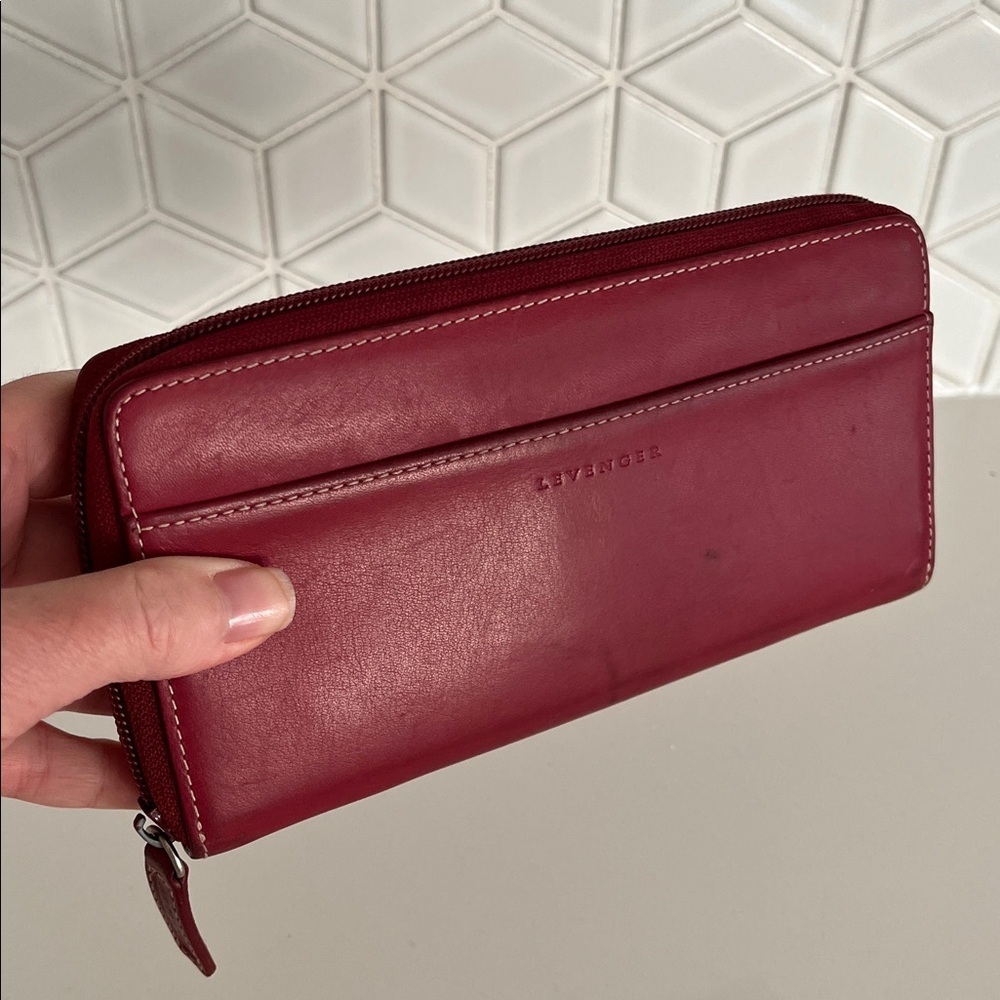 LEVENGER Leather Zip Around Large Wallet Organizer Every Day Multi Compartment